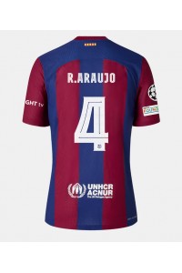 Barcelona Ronald Araujo #4 Jalkapallovaatteet Naisten Kotipaita 2023-24 Lyhythihainen